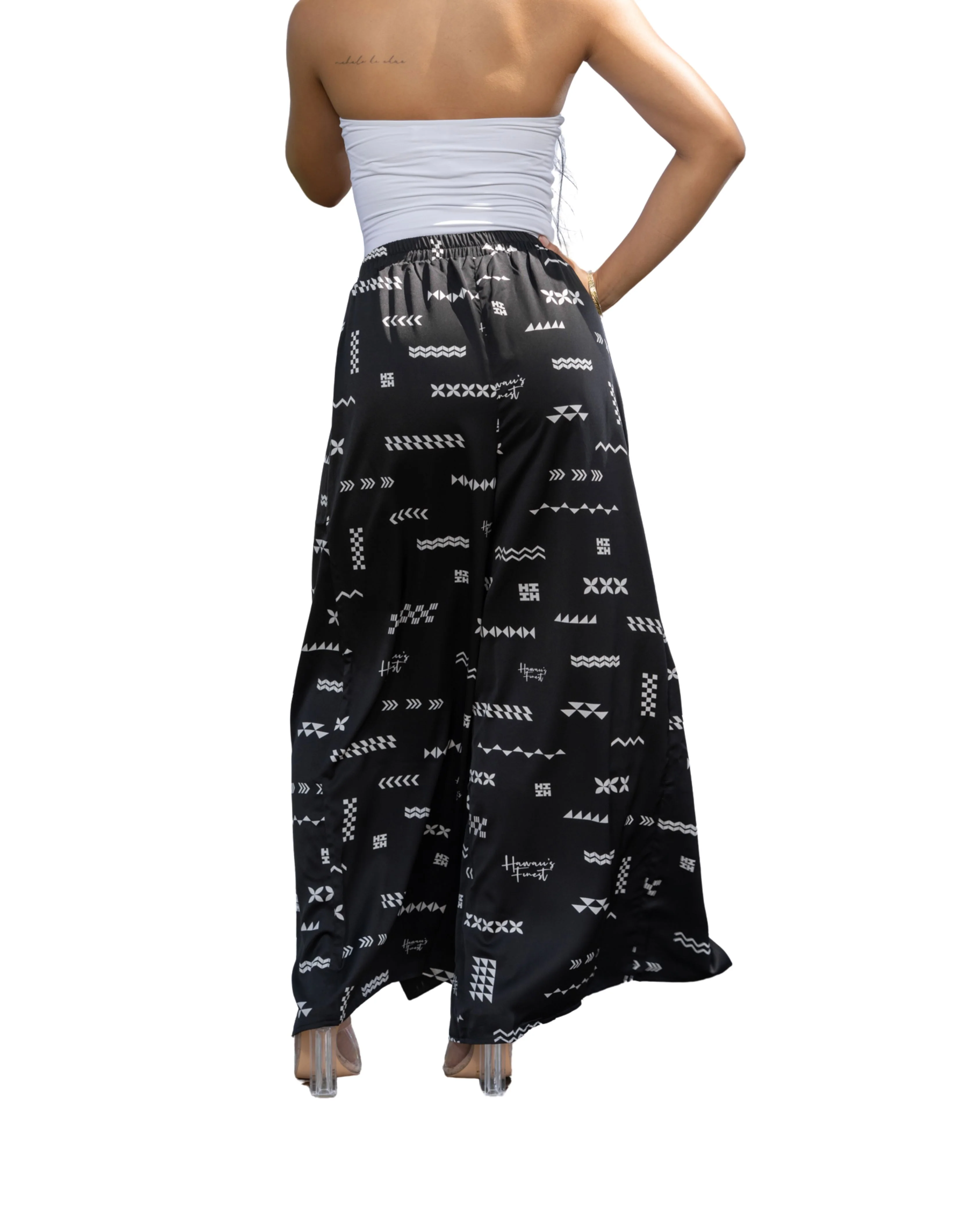 ʻANO KĀPALA WOMEN'S BLACK & WHITE SPLIT THIGH PANTS - Image 2