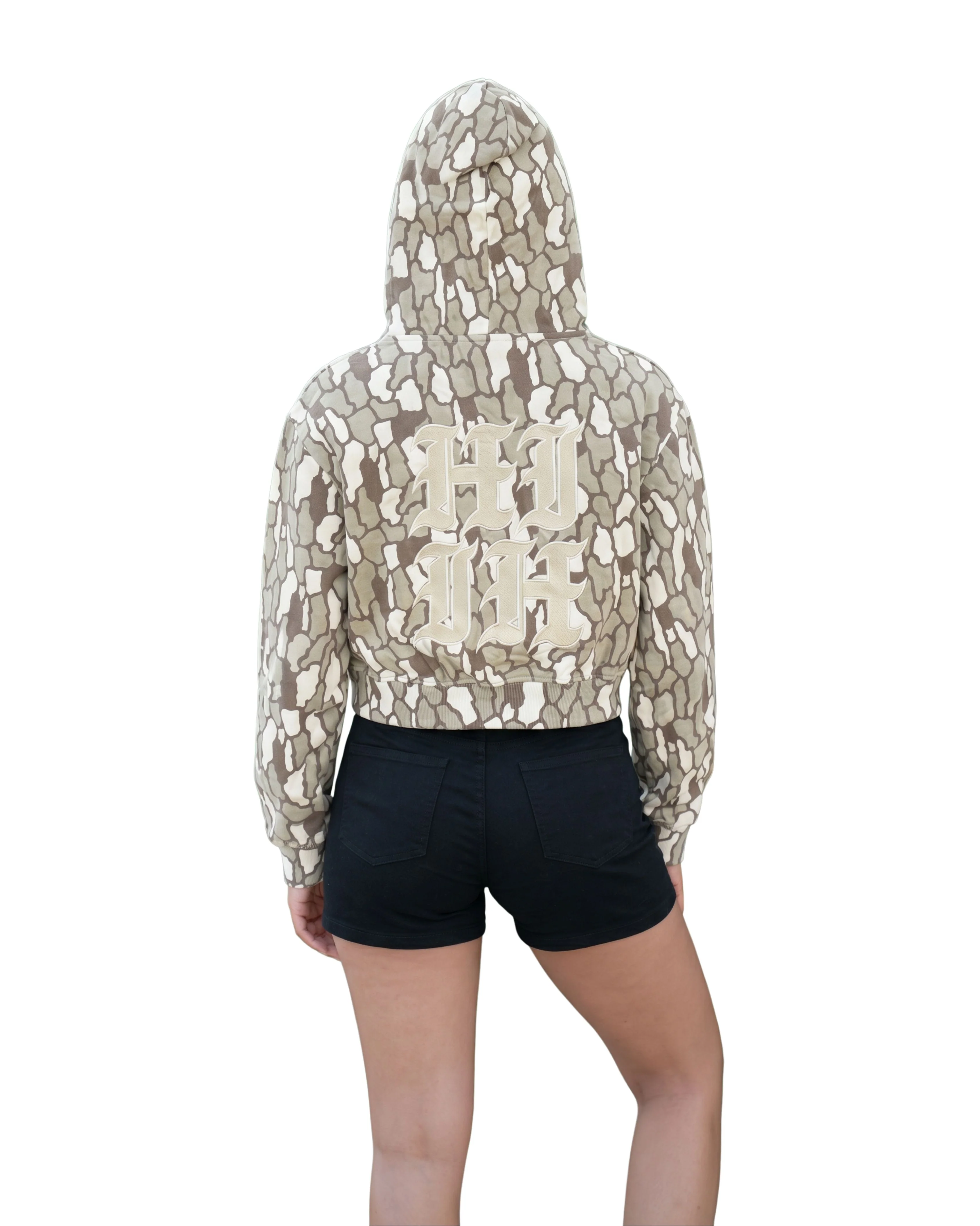 TIMBER TAN CAMO WOMEN'S CROP HOODIE - Image 2